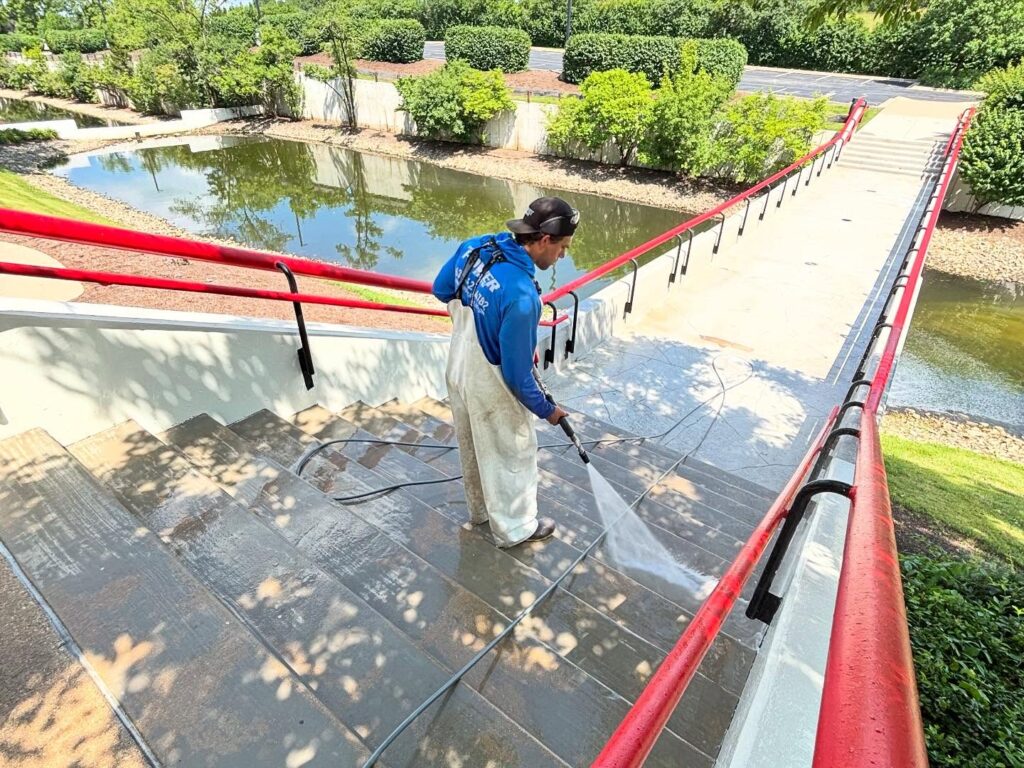 Pressure Washing Naperville IL